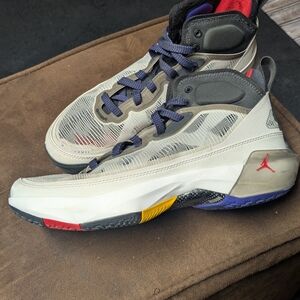 Jordan Multicolor Boy's Shoes